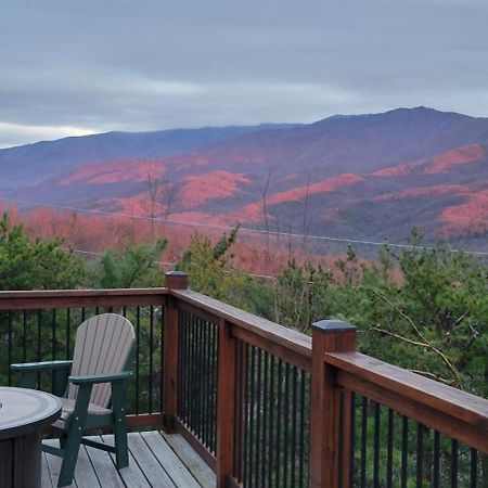 Pinnacle View Lodge By Stony Brook Cabins Gatlinburg Exterior photo