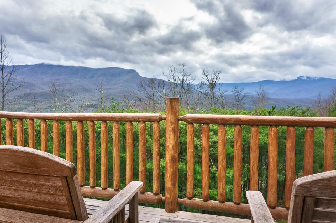 Pinnacle View Lodge By Stony Brook Cabins Gatlinburg Exterior photo